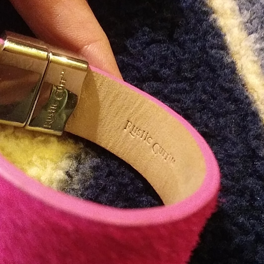Rustic Cuff Haley - Picture 2 of 3